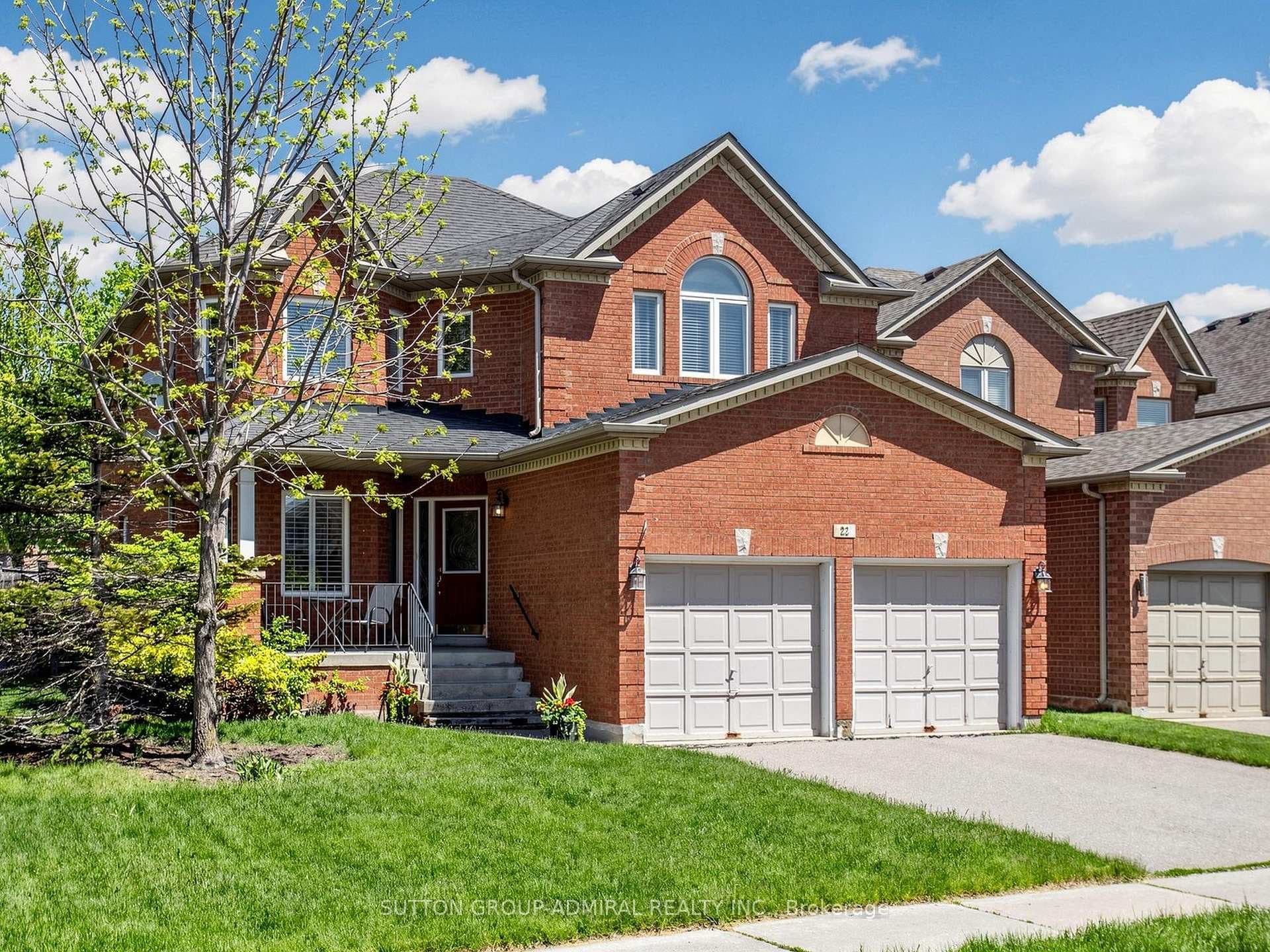 22 Canyon Hill Avenue