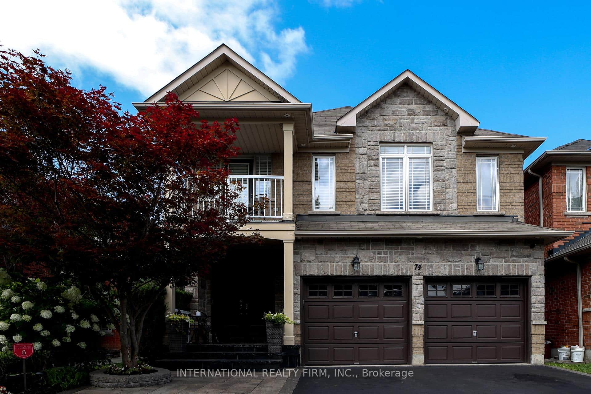 74 Regatta Avenue