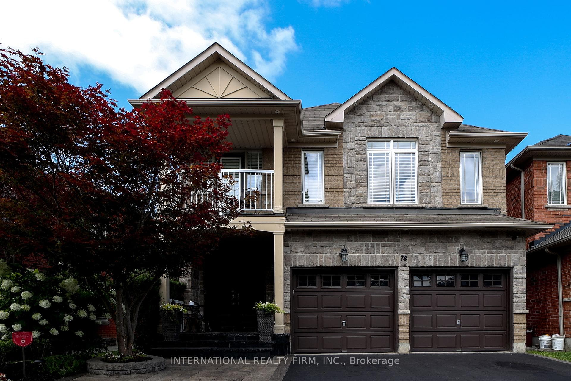 74 Regatta Avenue