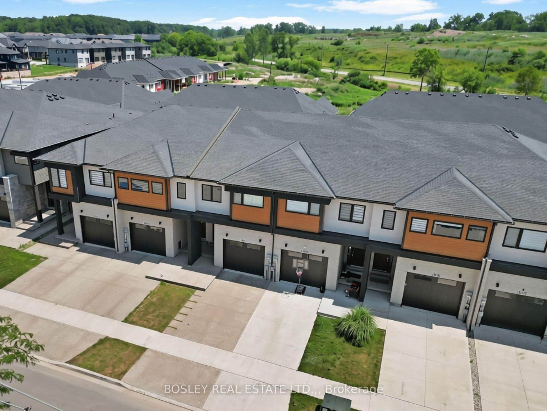 Freehold townhome - no monthly fees