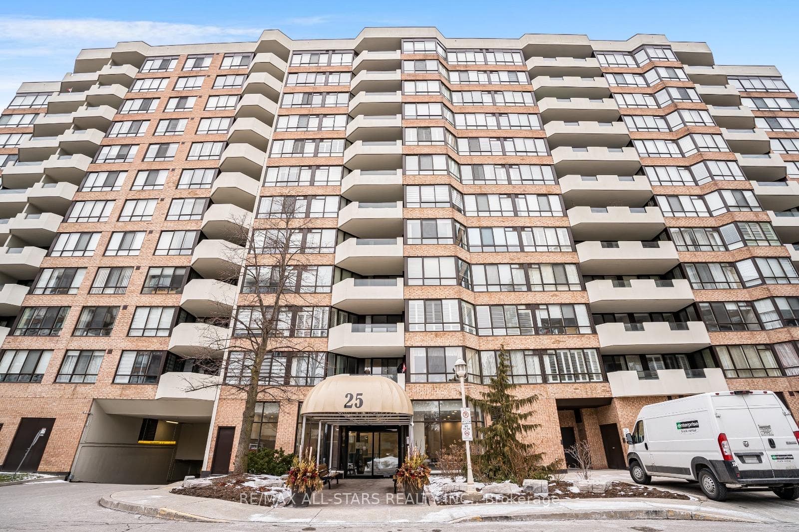 25 Austin Drive Unit 817