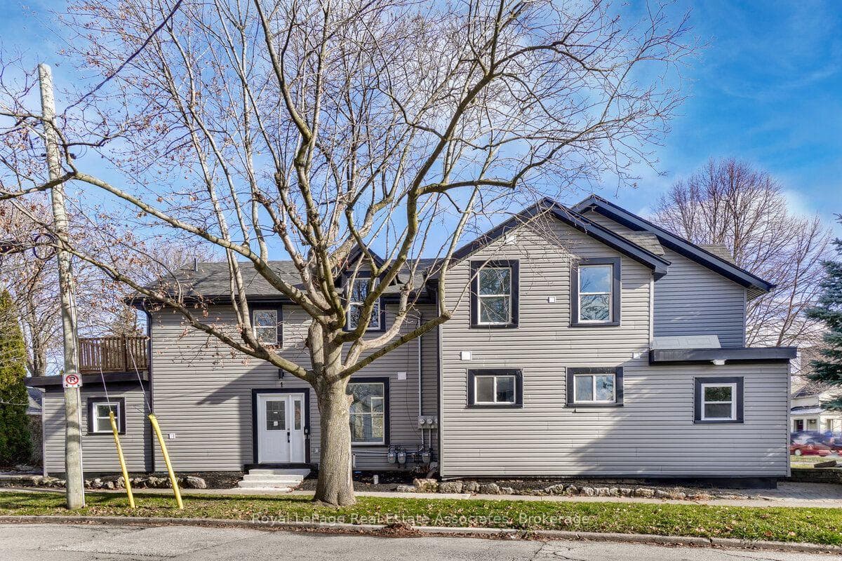 39 Welland Avenue Unit 1