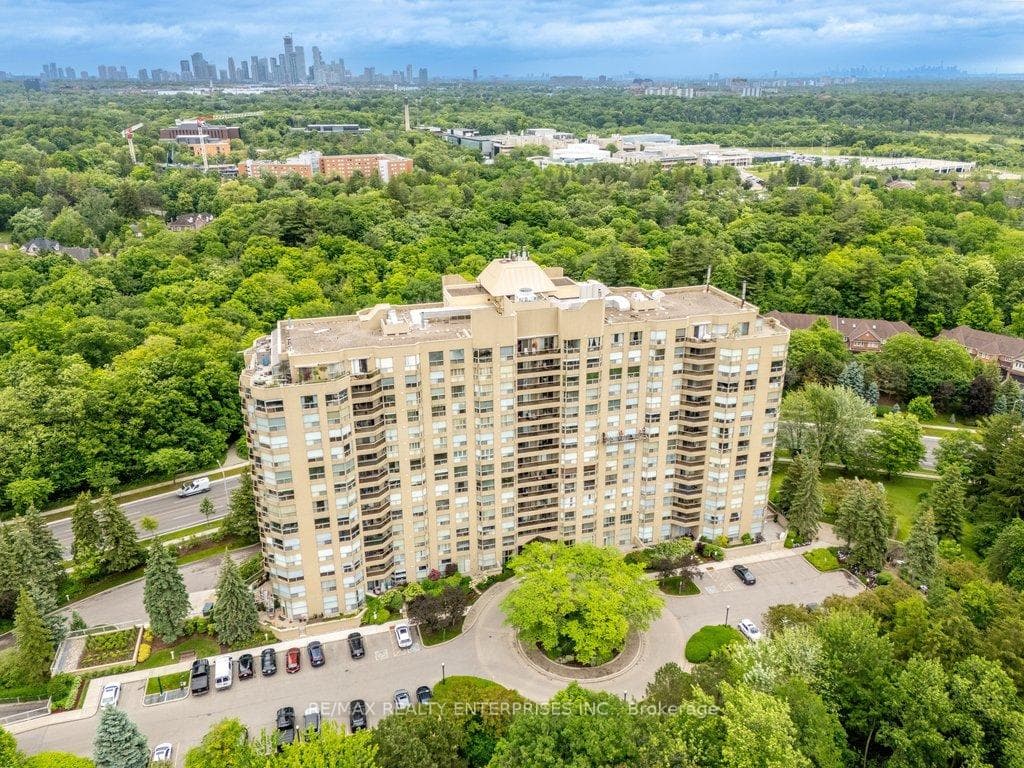 1800 The Collegeway N/A Unit 211