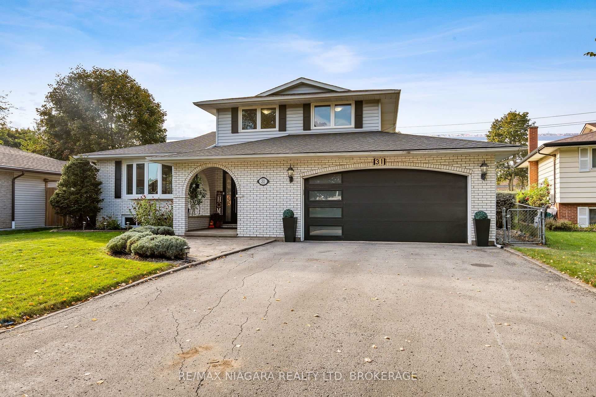 31 Jessica Drive