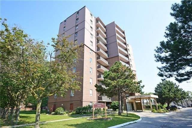 3065 Queen Frederica Drive Unit 902