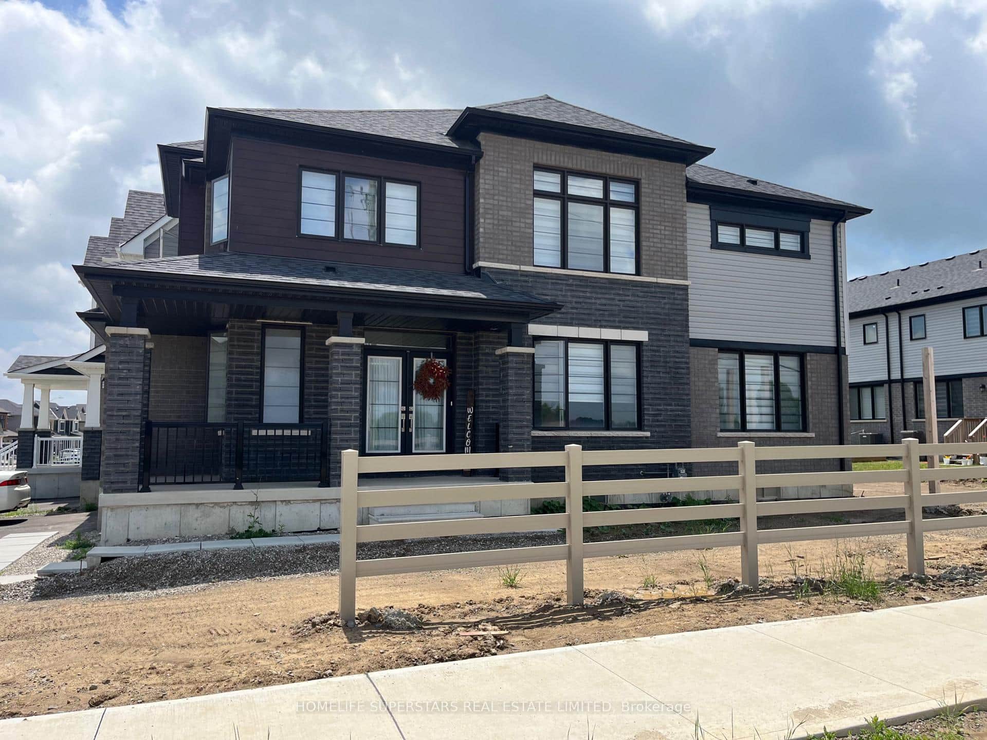 2 Stanley Avenue