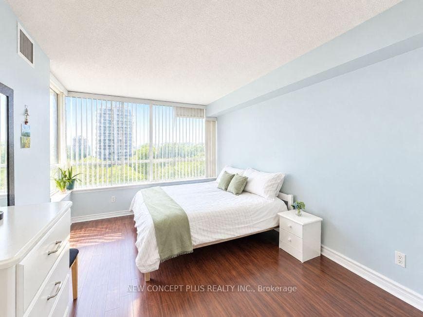 91 Townsgate Drive Unit 506