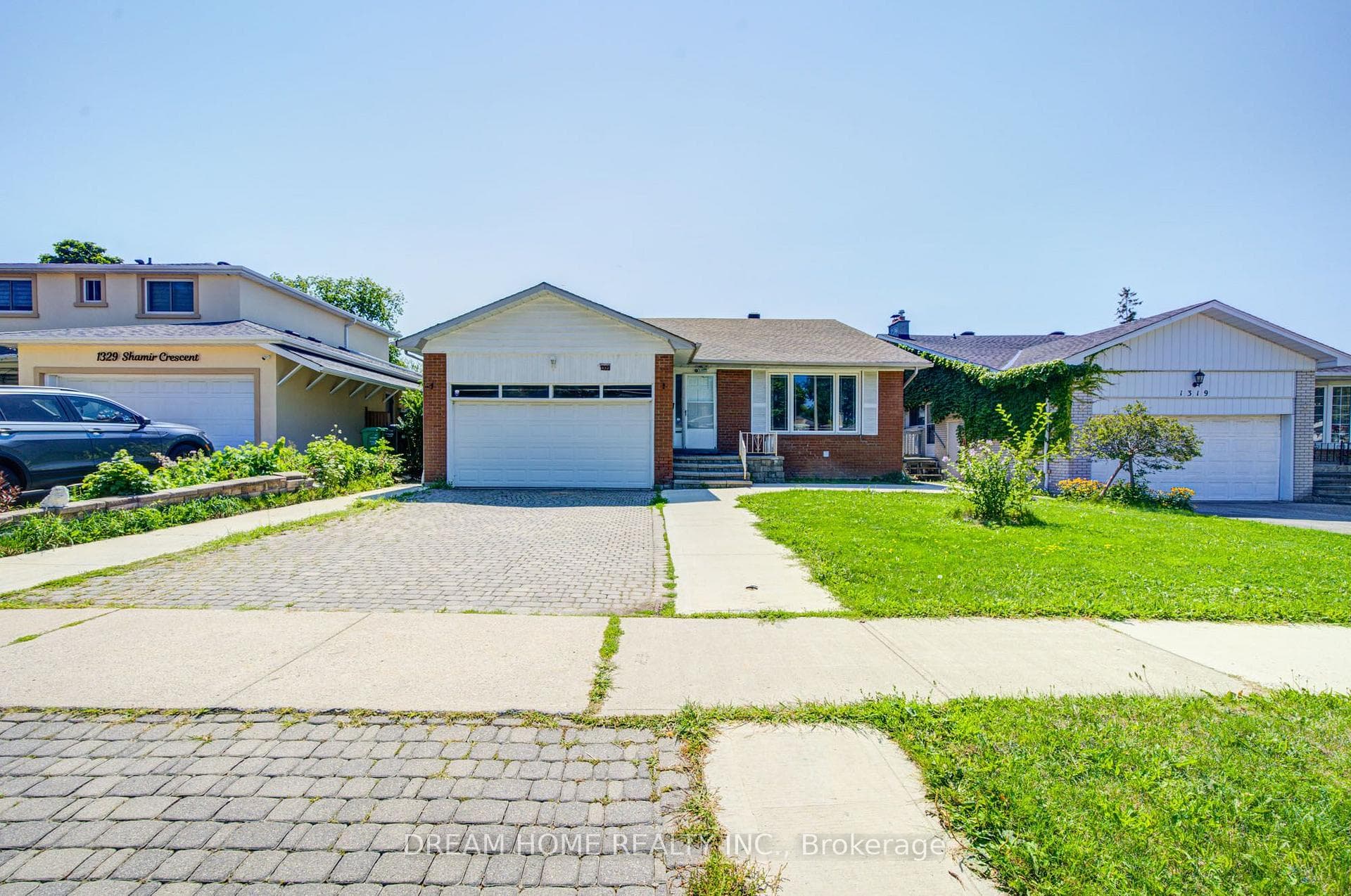 1323 Shamir Crescent