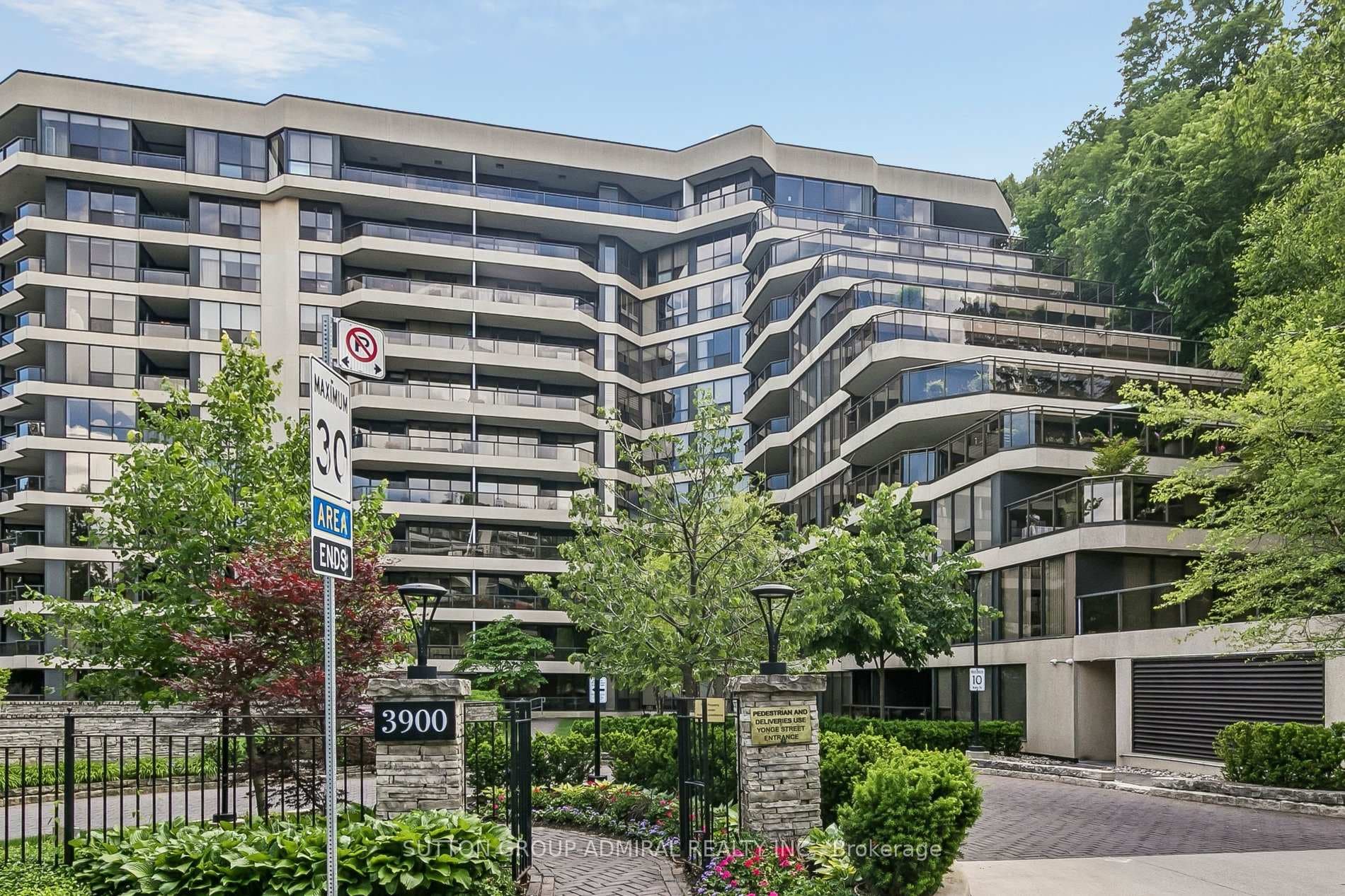 3900 Yonge Street Unit 301