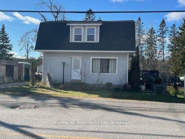 211 Burnt River Road