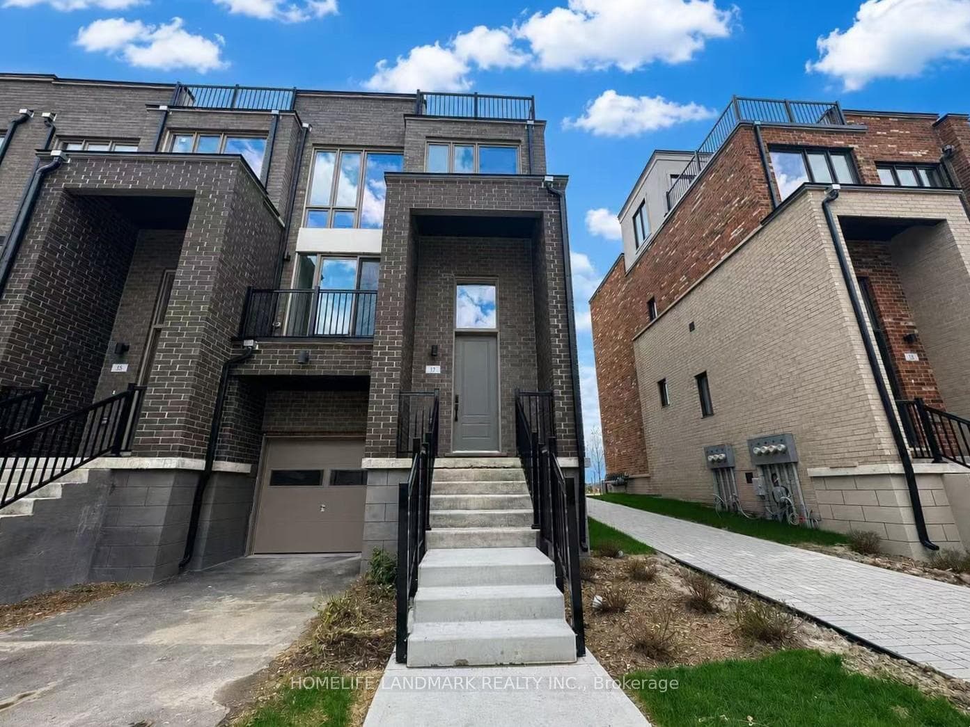 17 Bancroft Lane