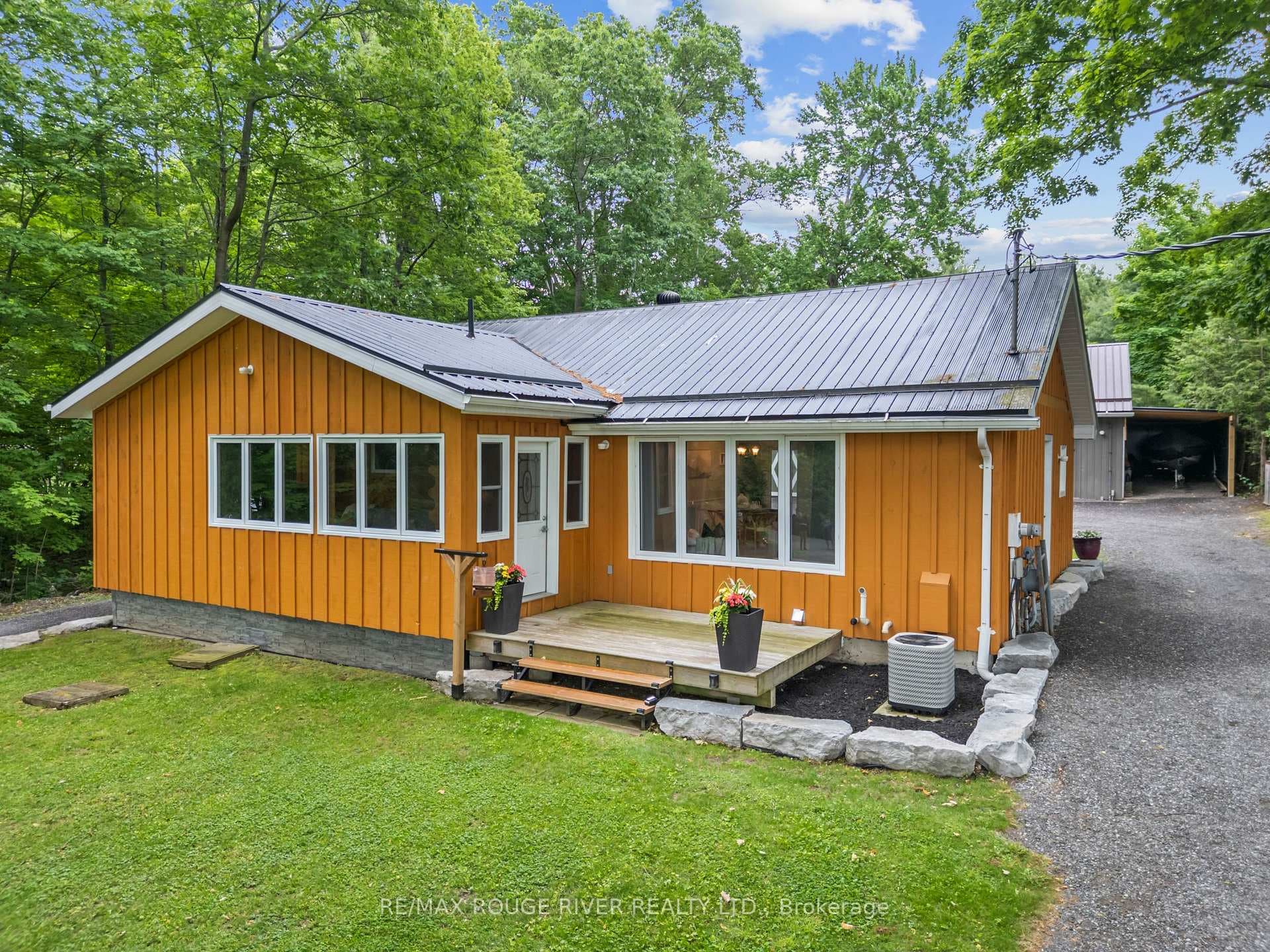 7123 Poplar Drive