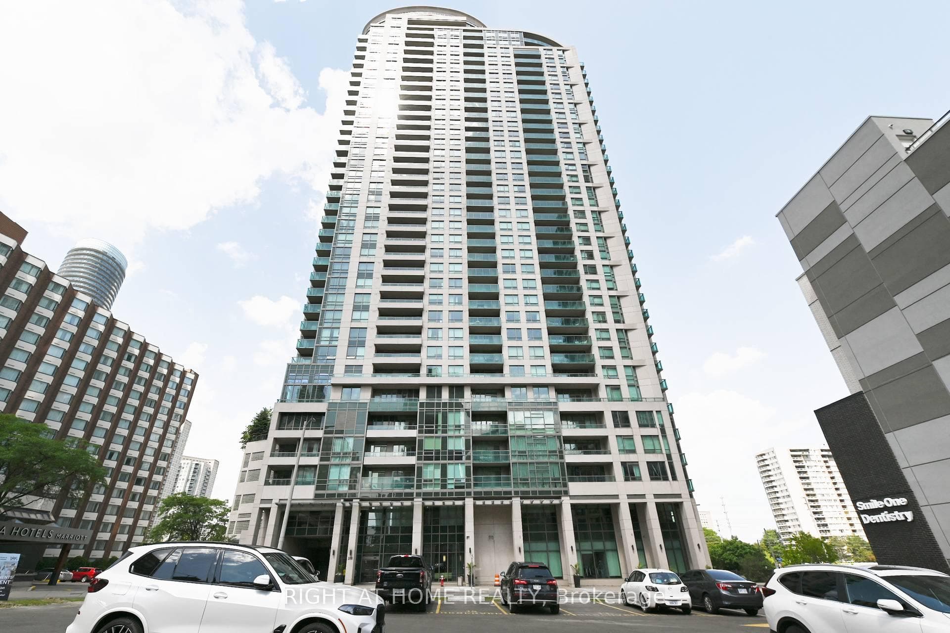 208 Enfield Place Unit 2005