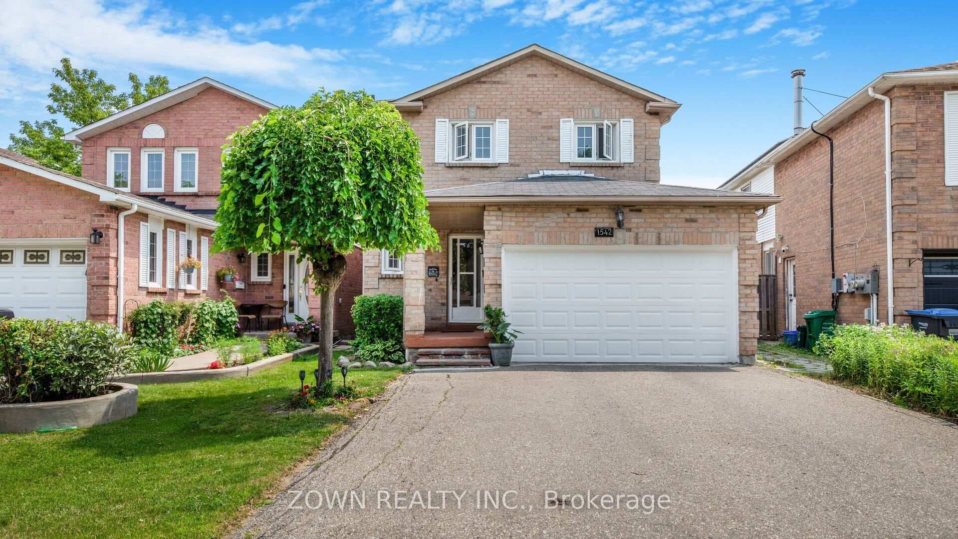 1542 Kirkrow Crescent