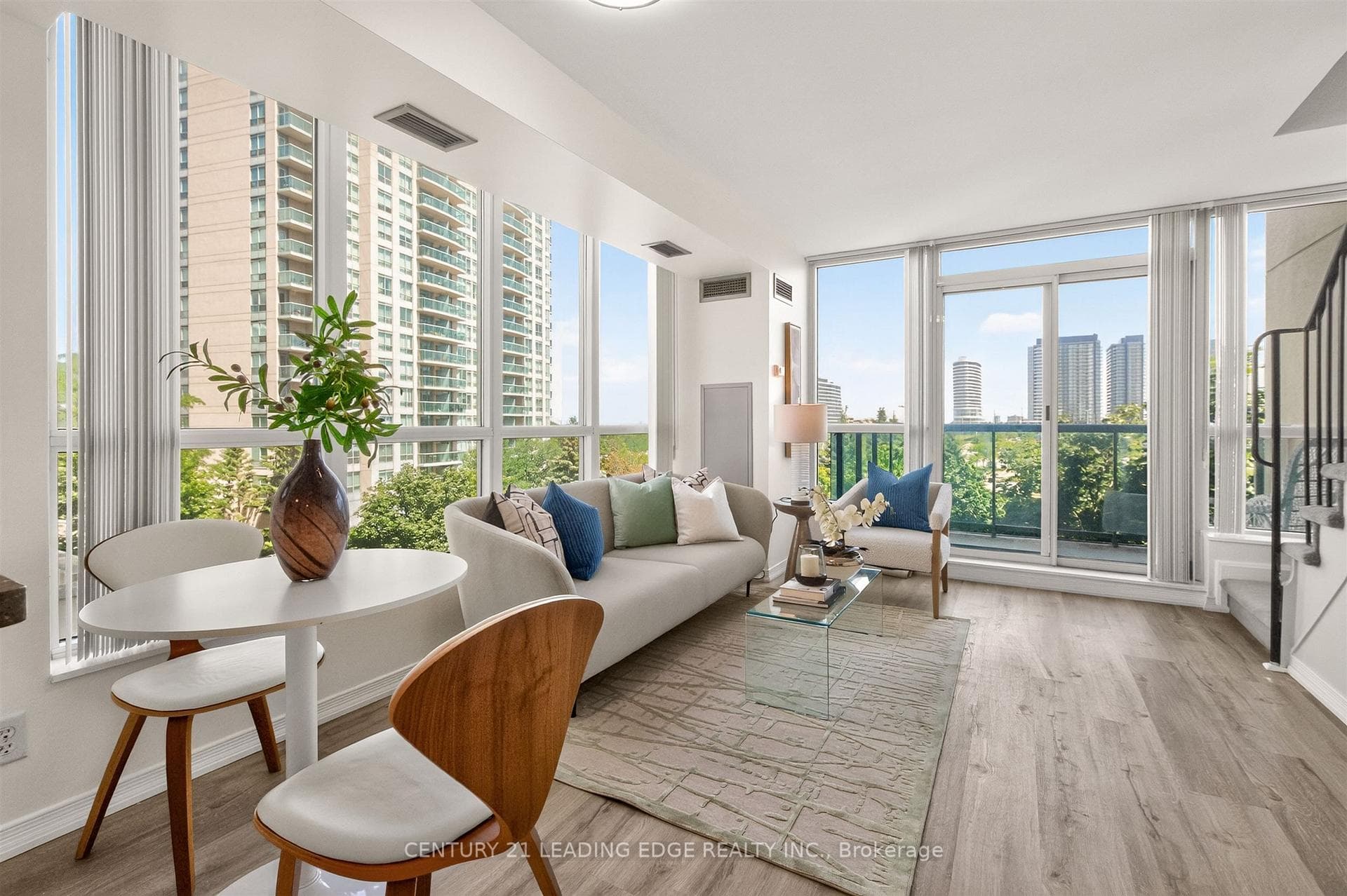 2585 Erin Centre Boulevard Unit 403
