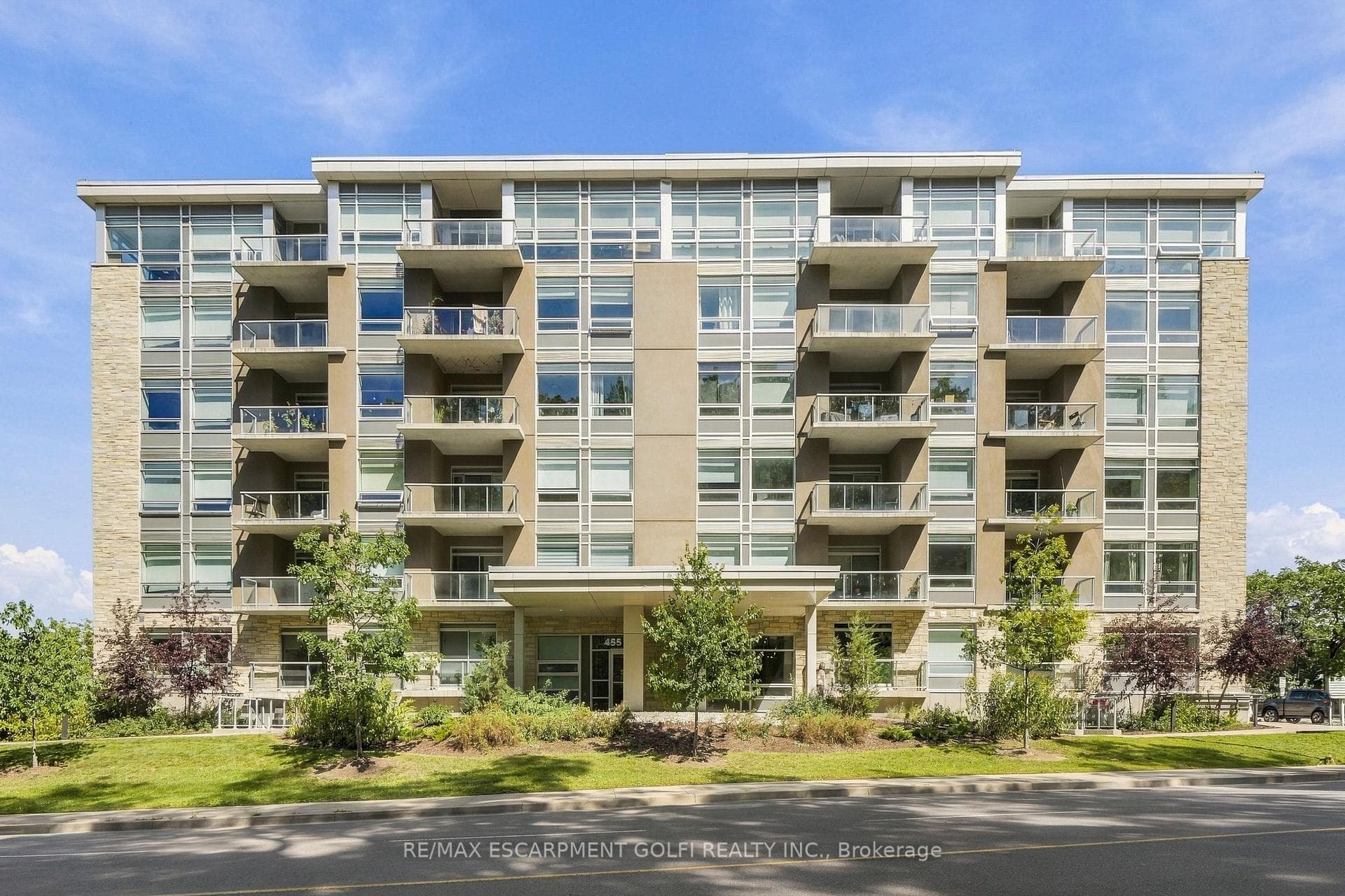 455 Charlton Avenue Unit 502