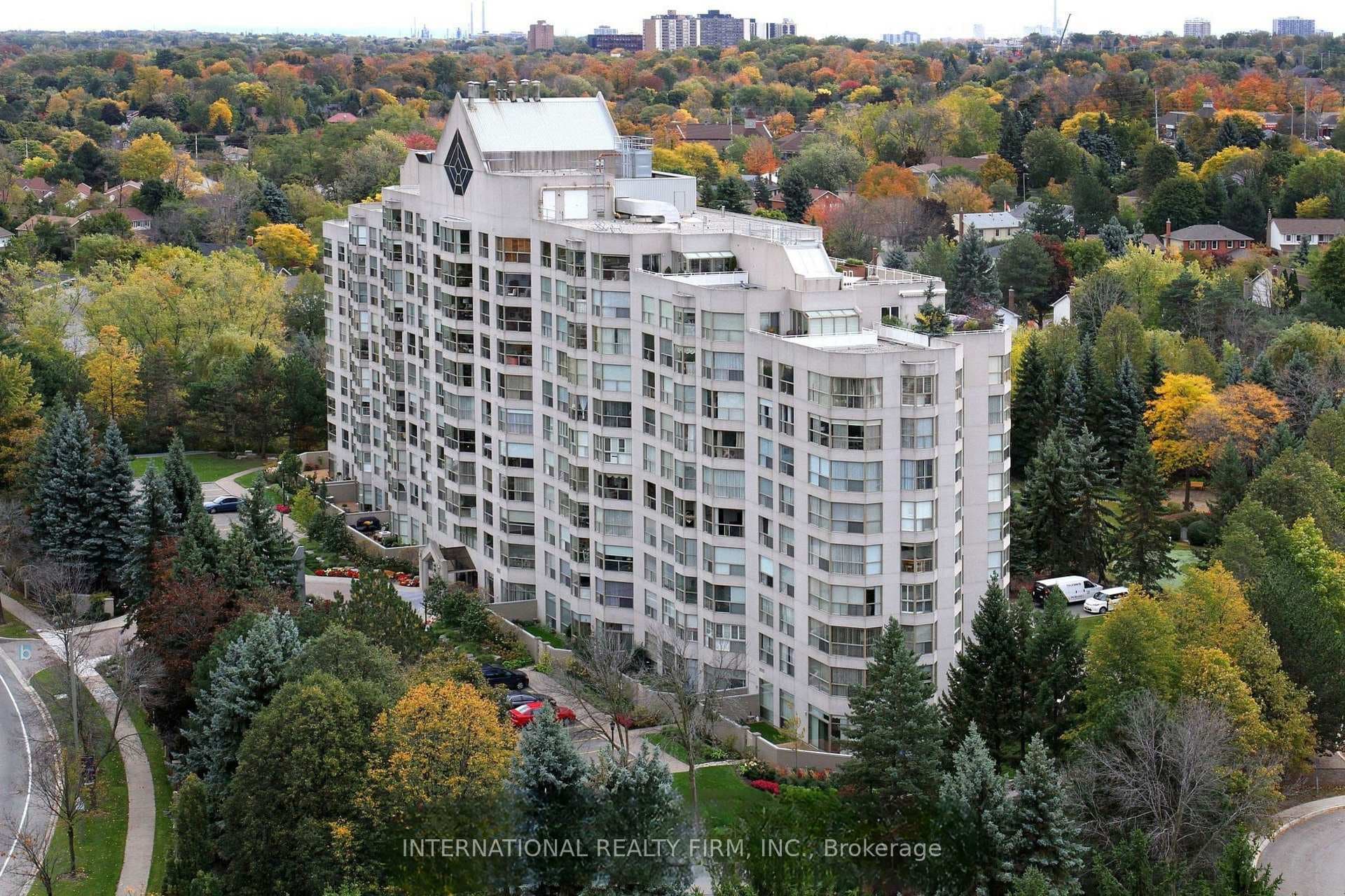 1700 THE COLLEGEWAY N/A Unit 303