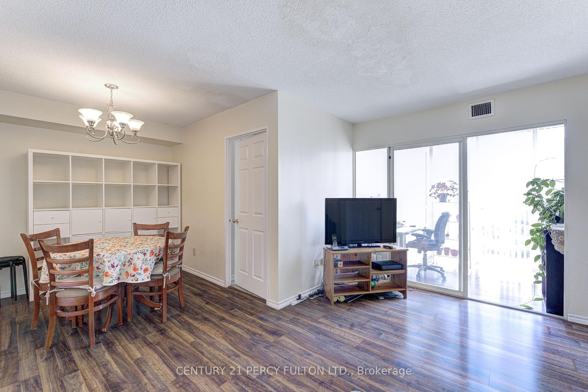 285 Enfield Place Unit 2006
