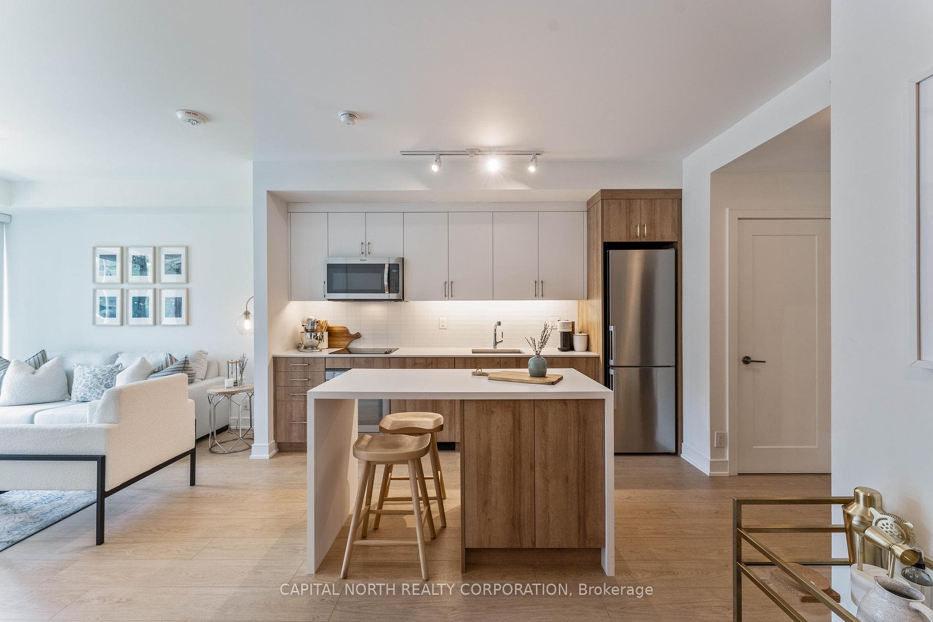 1575 Lakeshore Road Unit 270