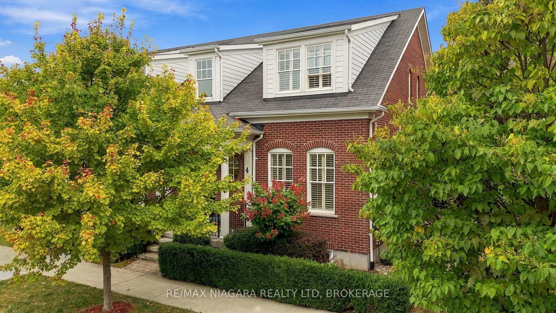 4 BLACKBIRD Street