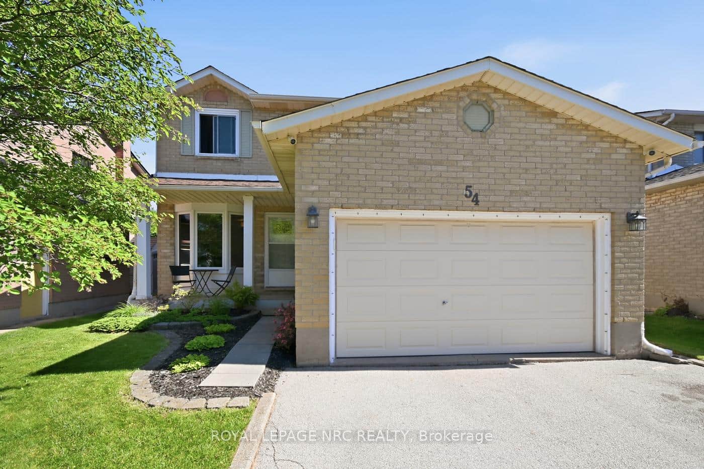 54 Merritt Crescent