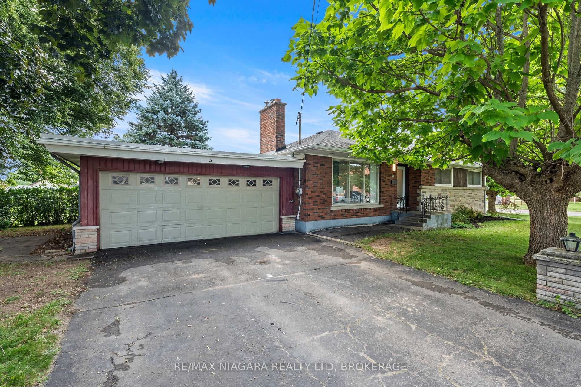 67 MAPLE PARK Drive