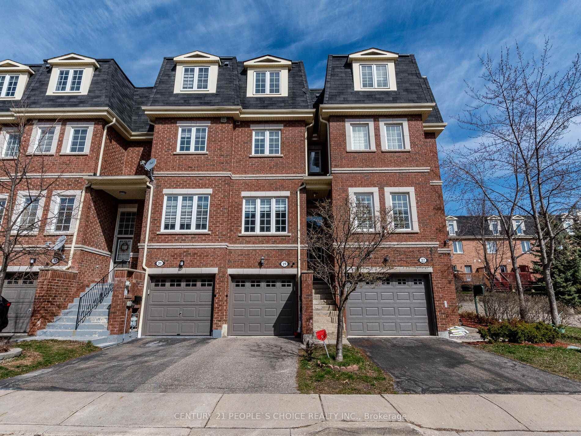435 Hensall Circle Unit 29