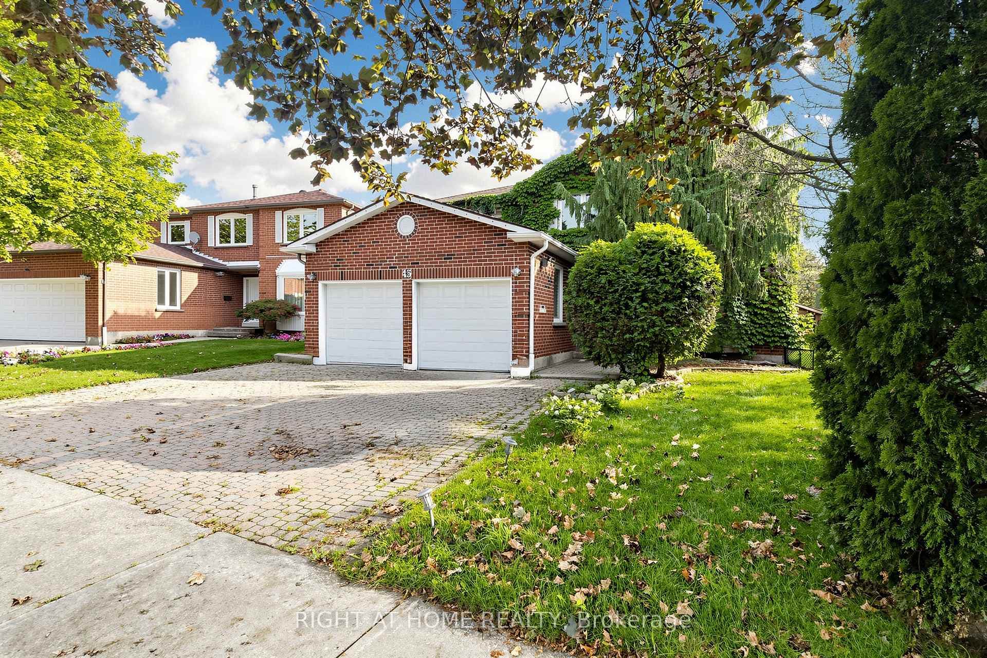 43 Topham Crescent