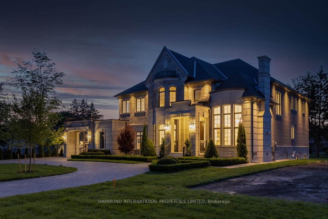18 Denham Drive