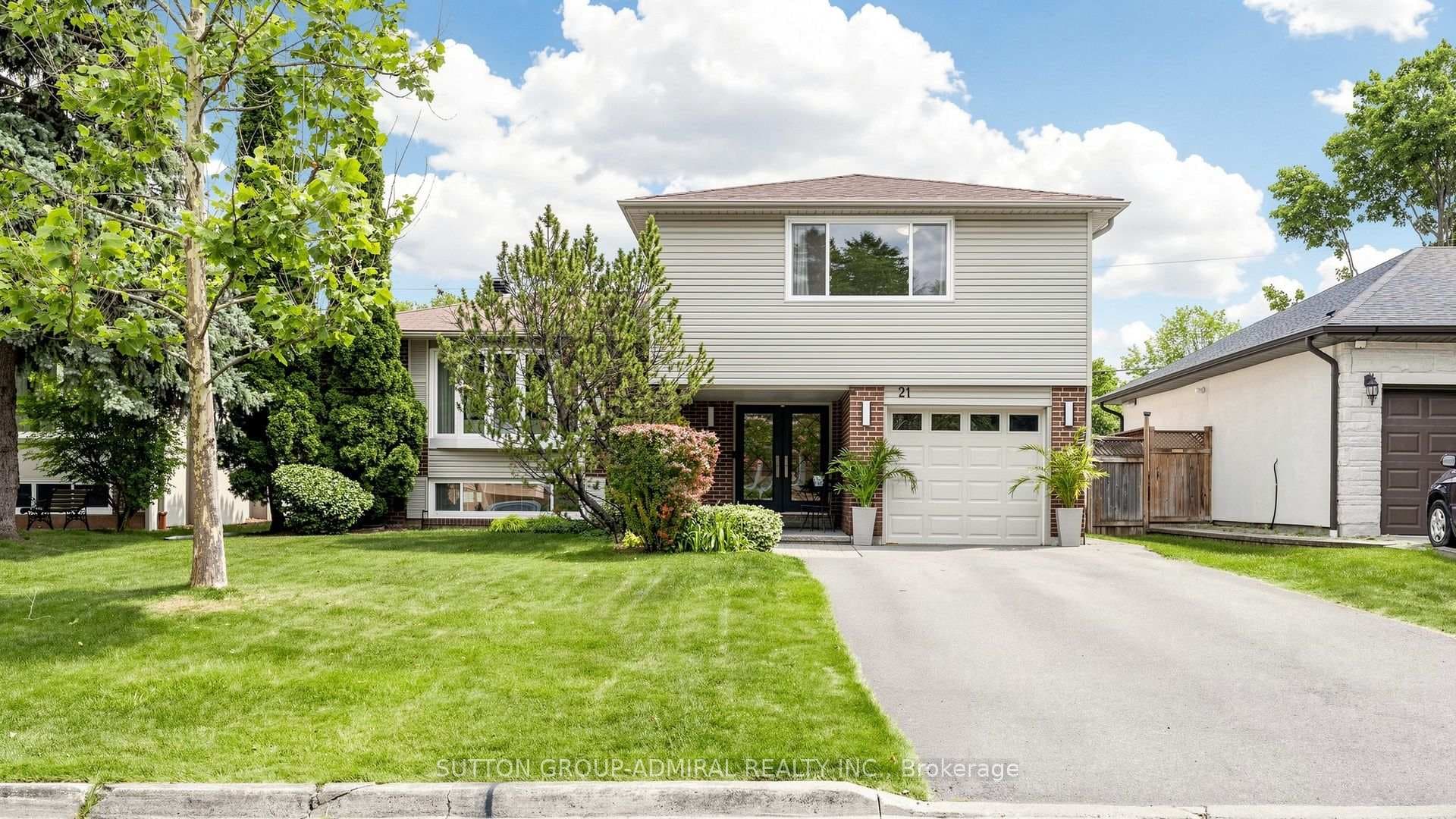 21 Donalbain Crescent