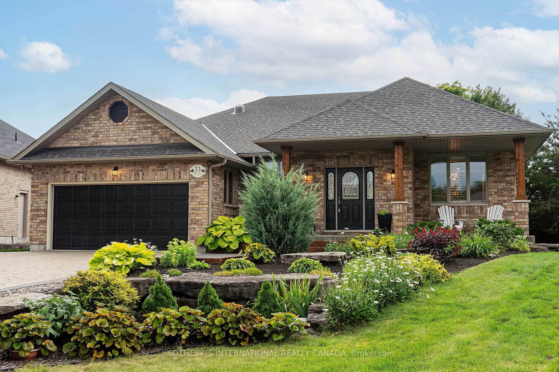 33 South Harbour Drive