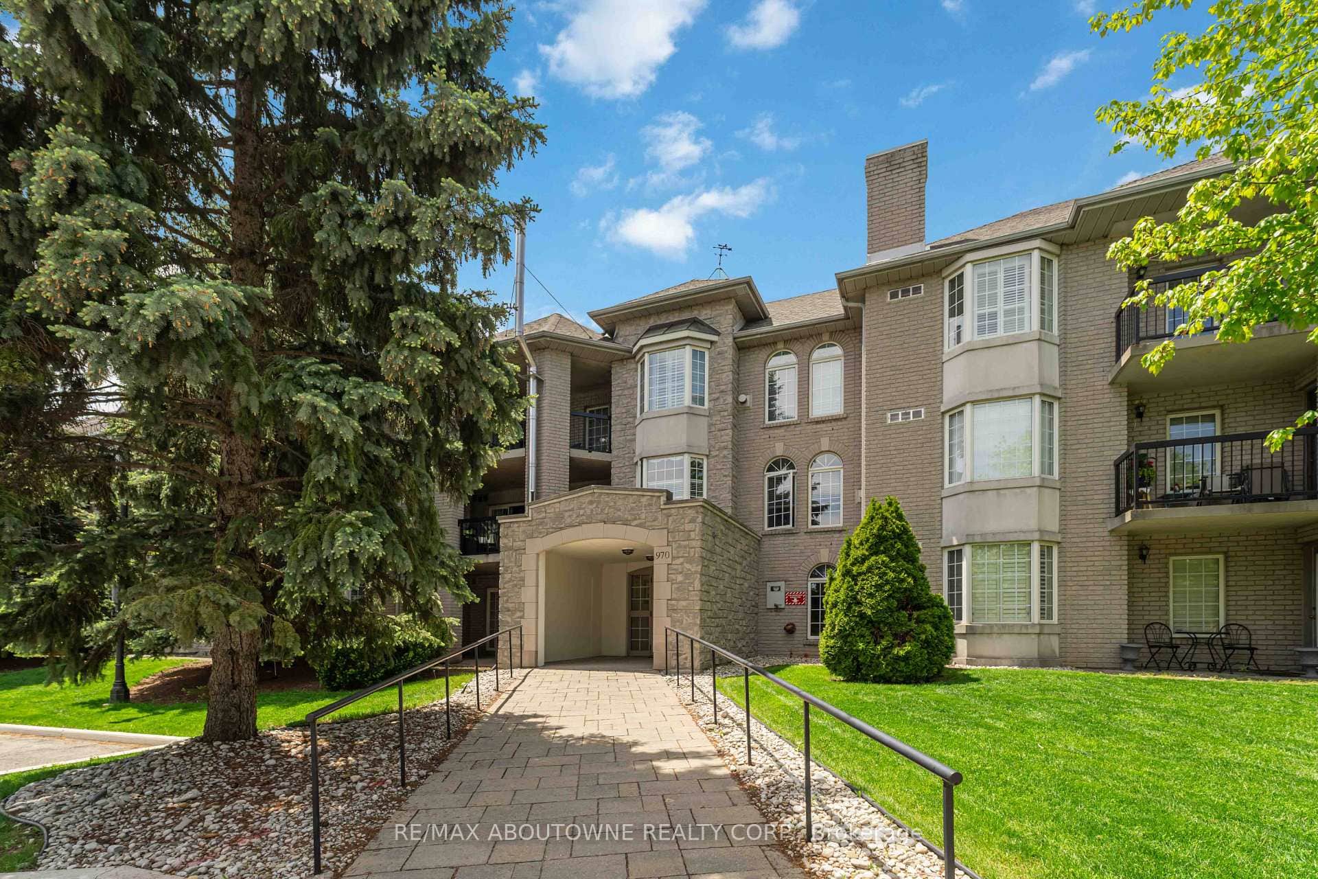 970 Golf Links Road Unit 205