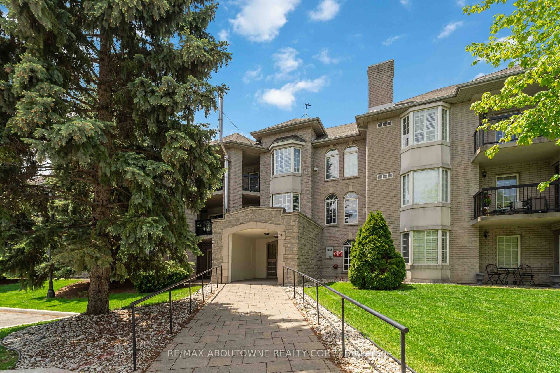 970 Golf Links Road Unit 205