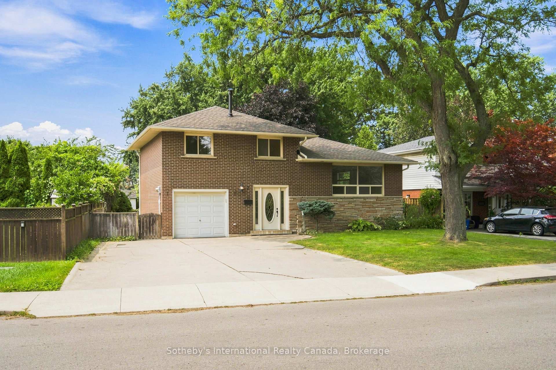 7 Delmar Drive