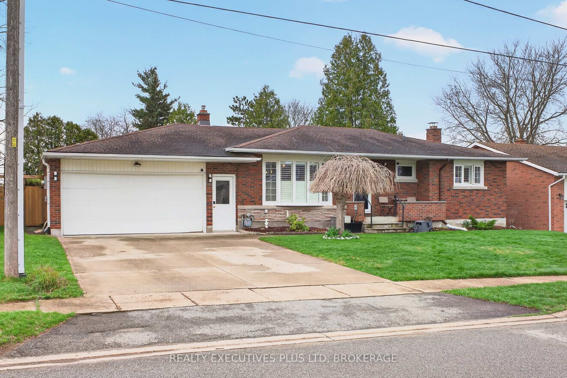 6410 Sherwood Road