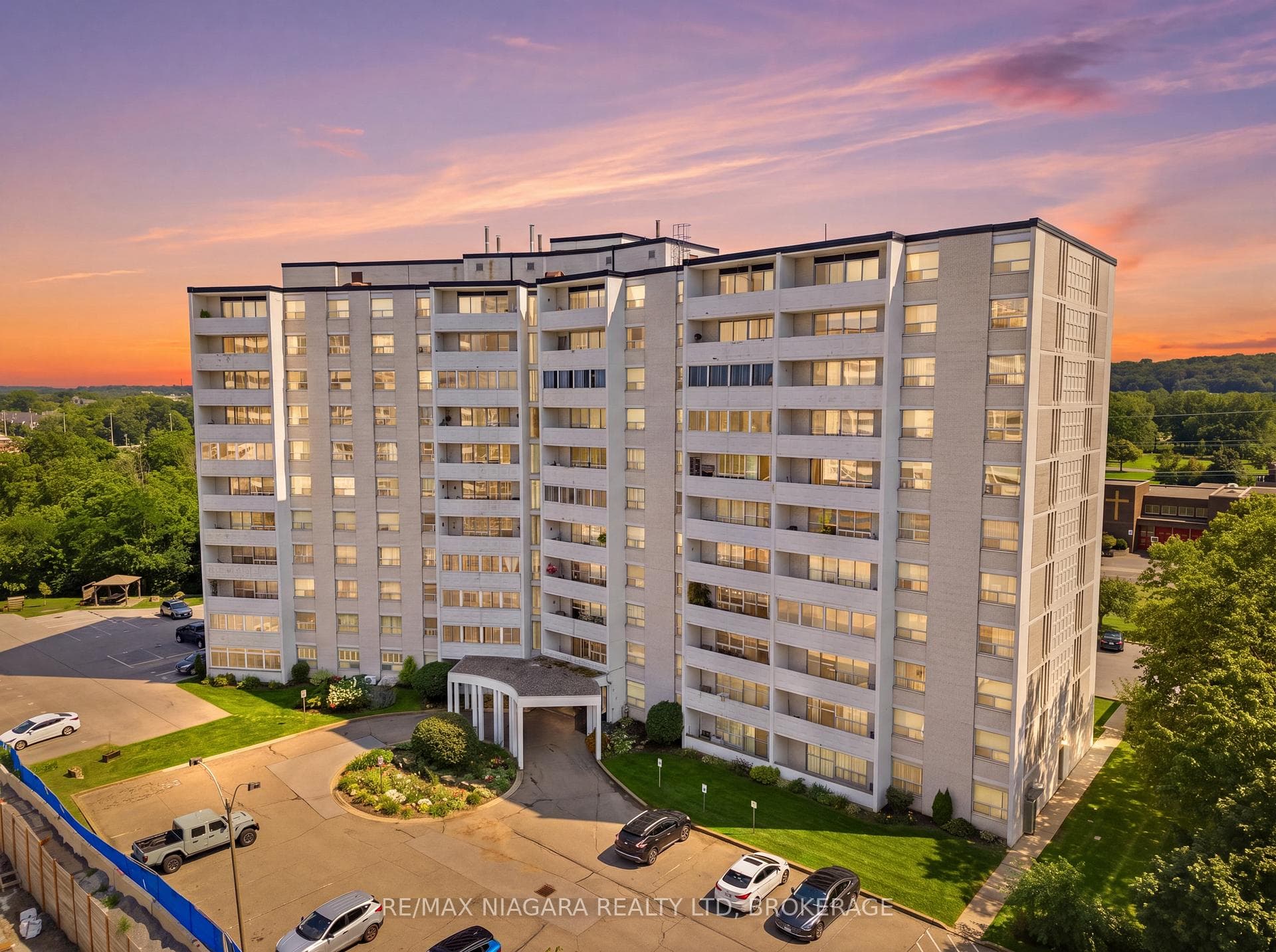 35 Towering Heights Boulevard Unit 102