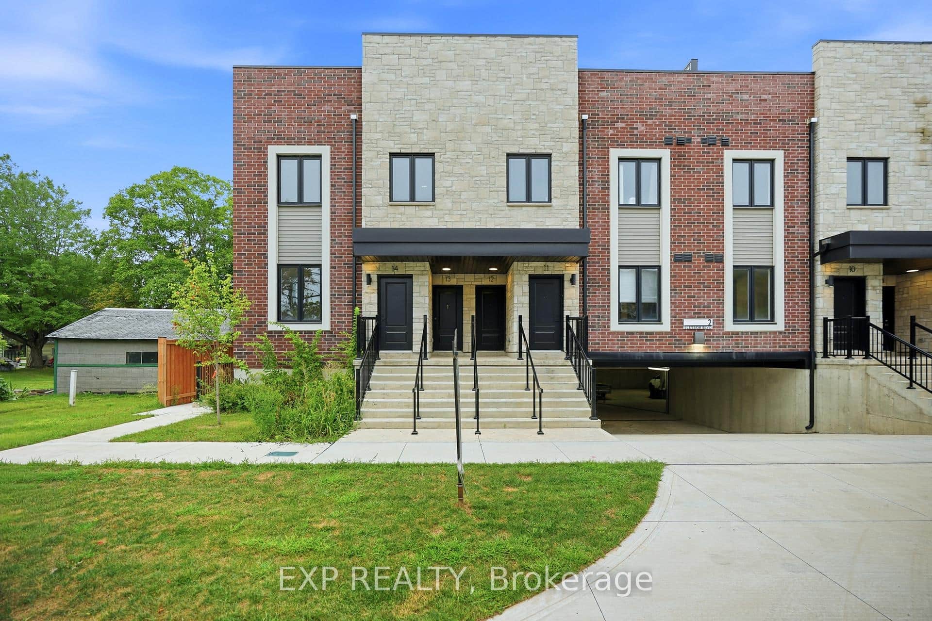 2 Slessor Boulevard Unit 12
