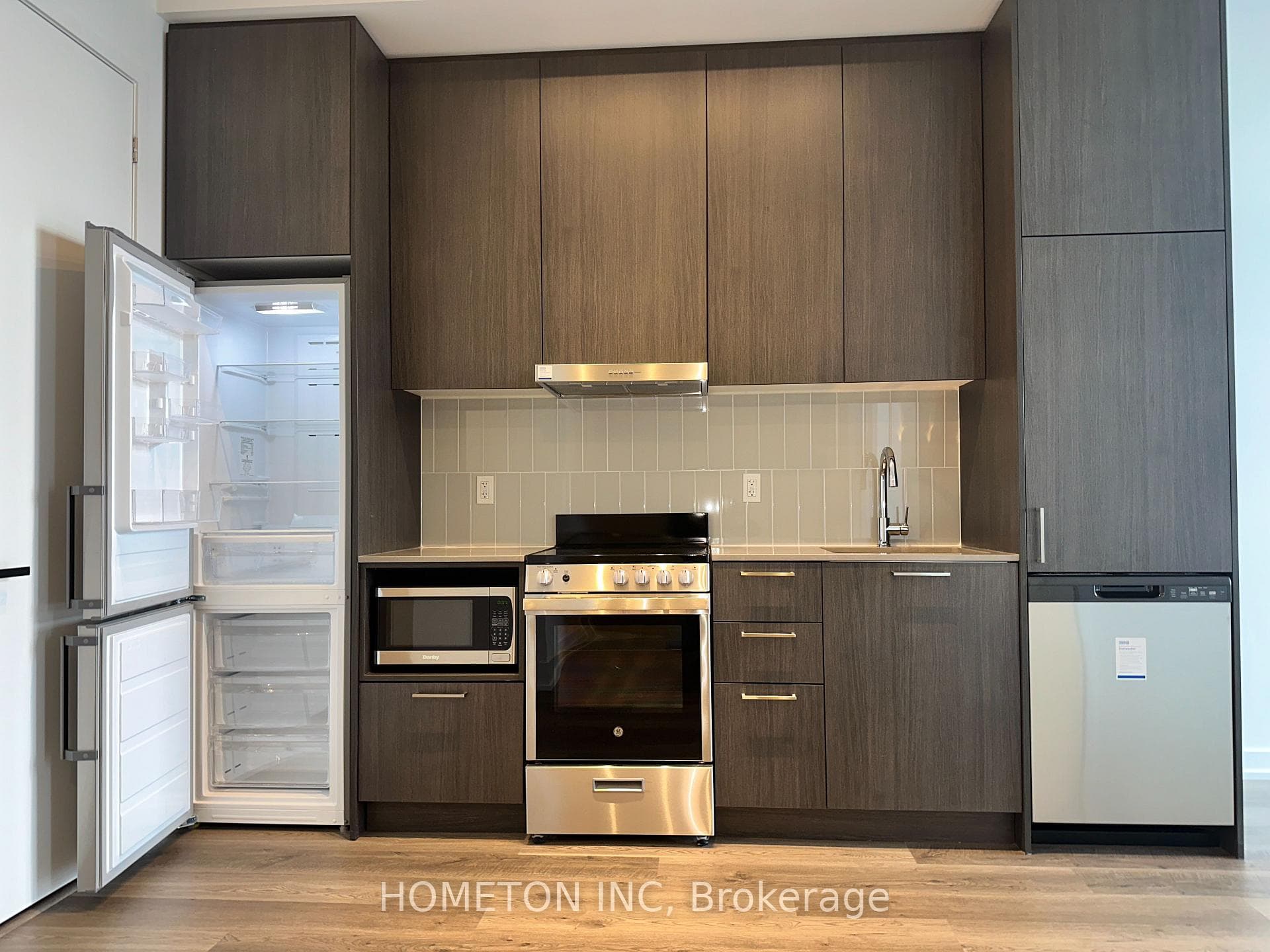 195 Commerce Street Unit 2110