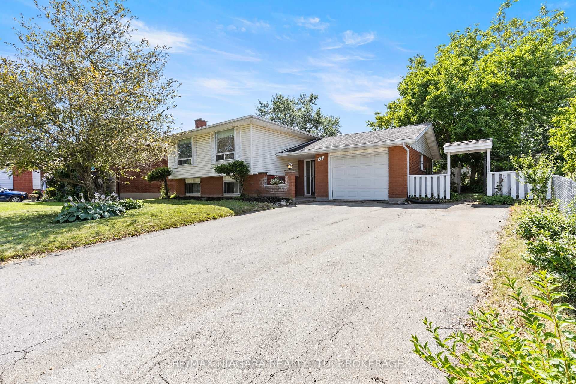 74 Westwood Crescent
