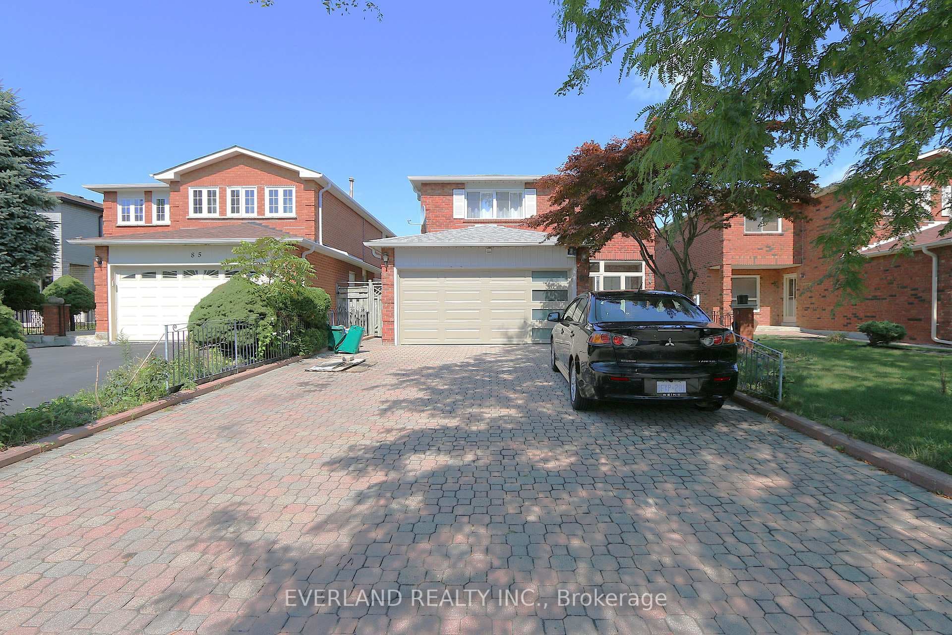 87 Kyla Crescent