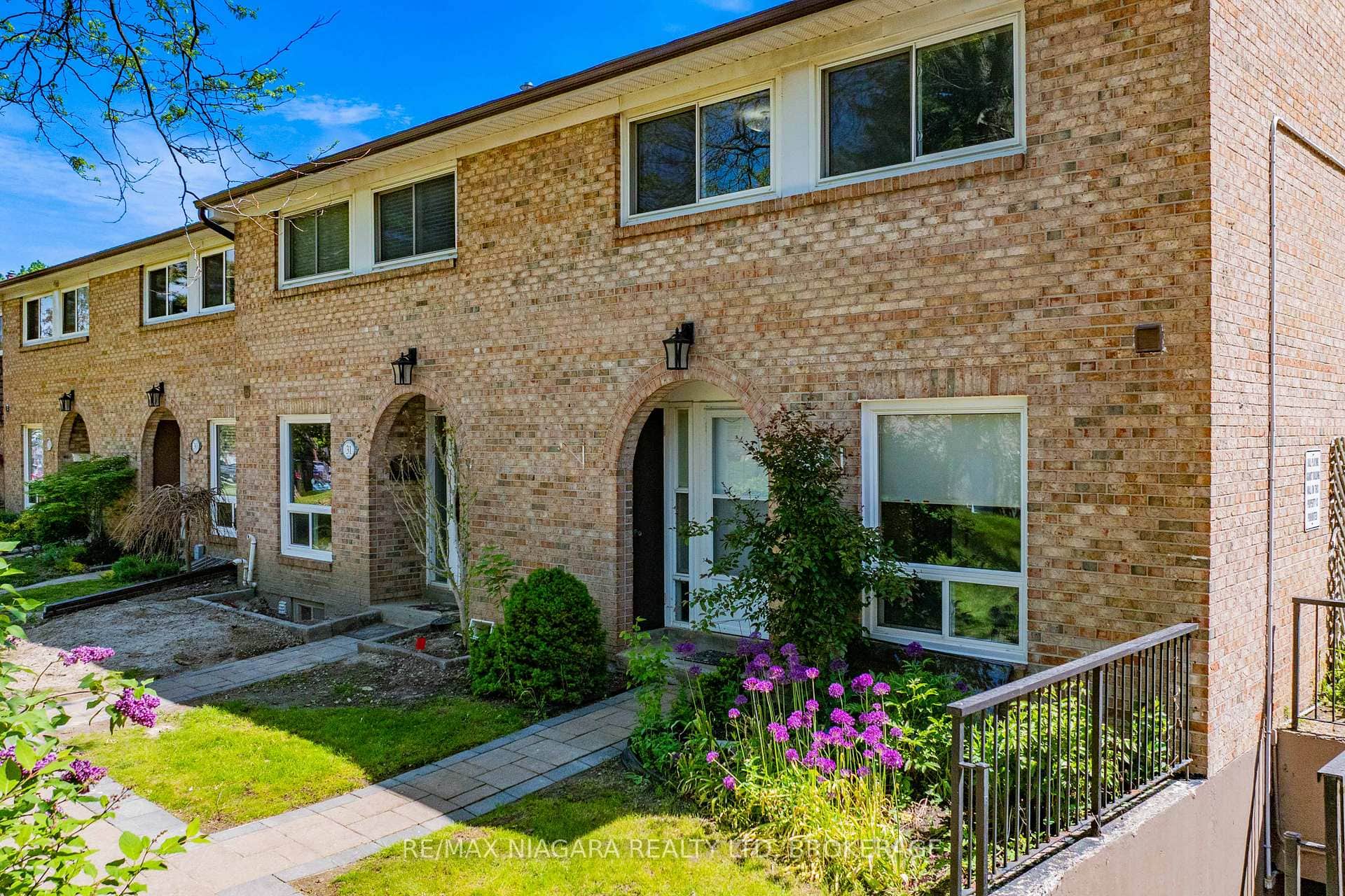 1 Wootten Way Unit 32