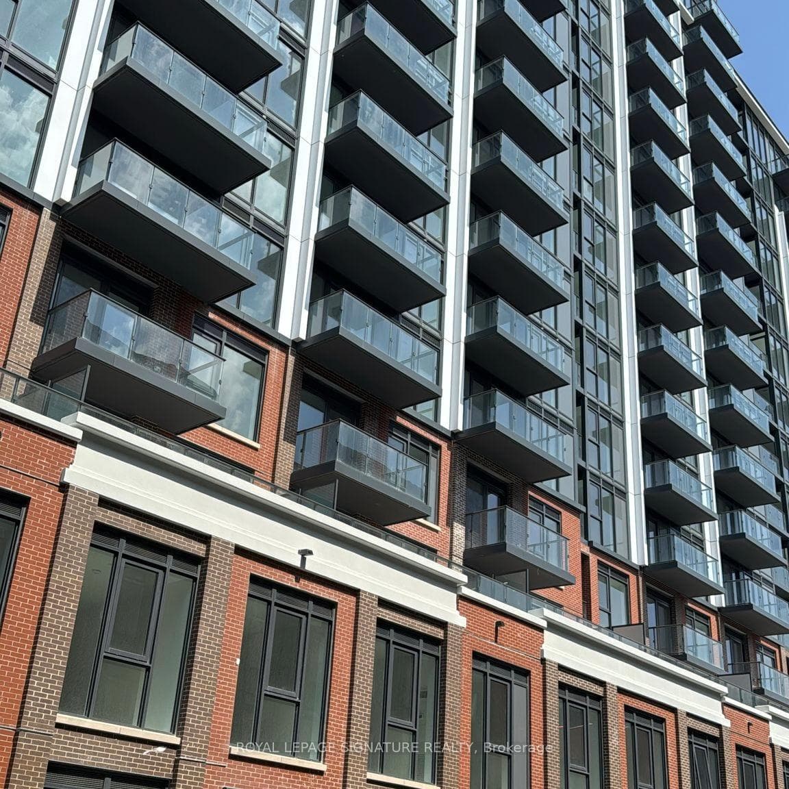 75 James Street Unit 527