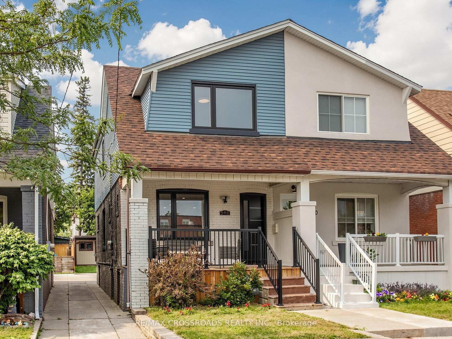 548 Glebeholme Boulevard