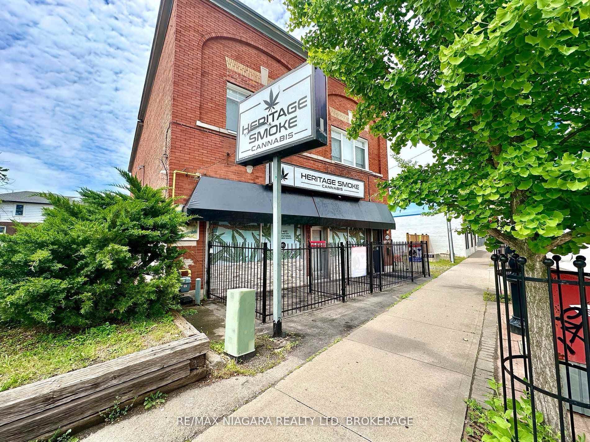 6015 Main Street