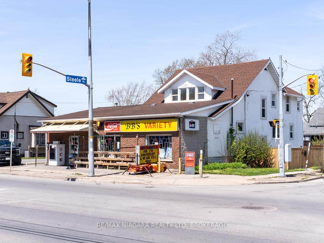 481 Main Street