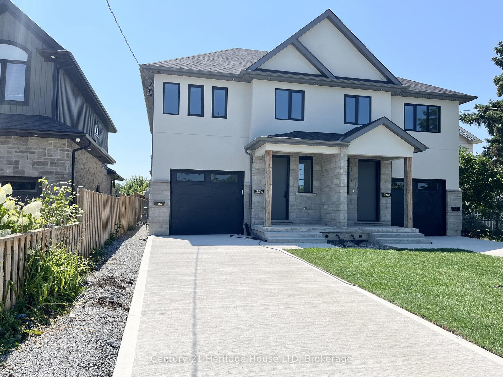99A Moffatt Street