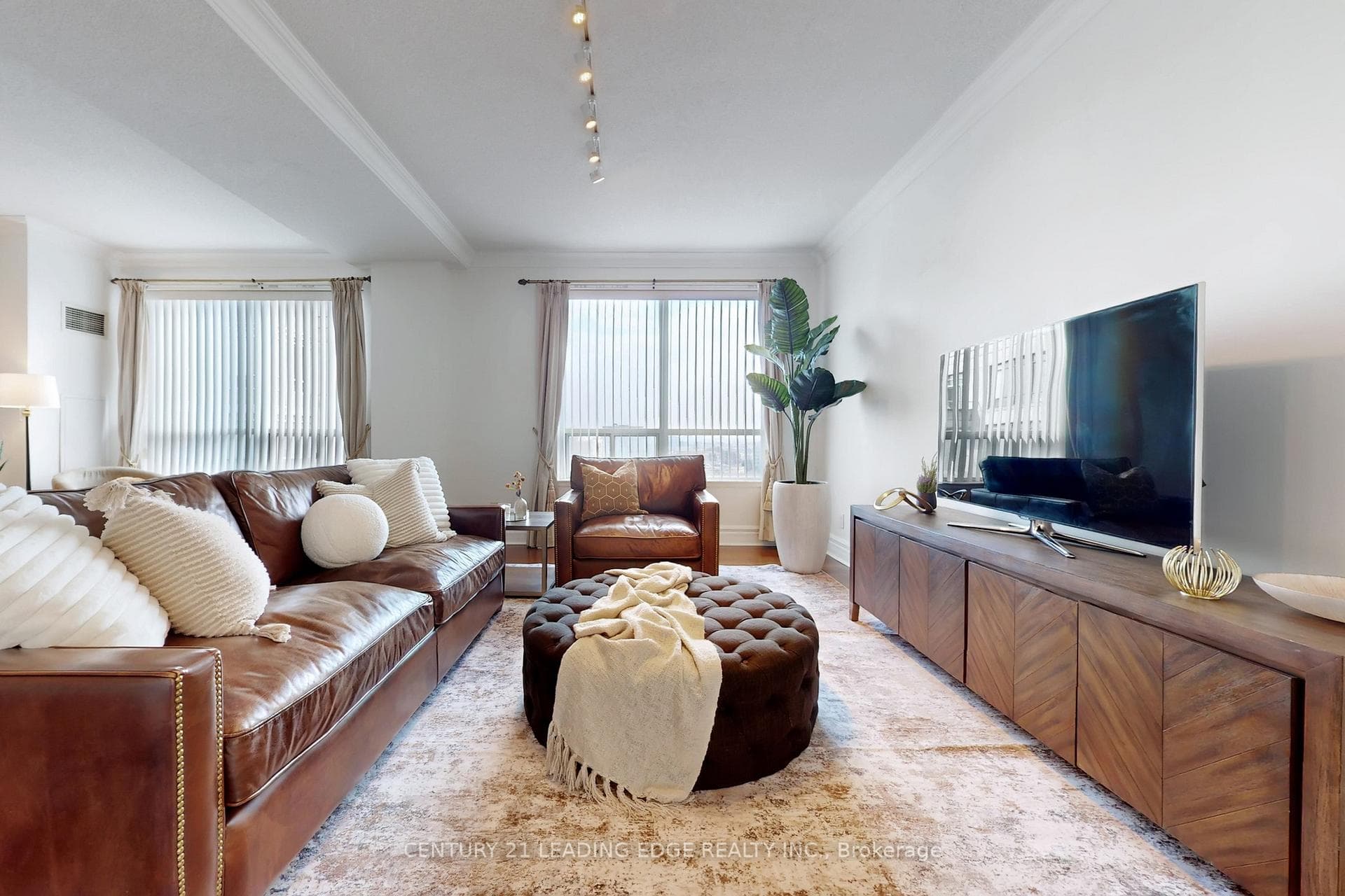 62 Suncrest Boulevard Unit LPH9