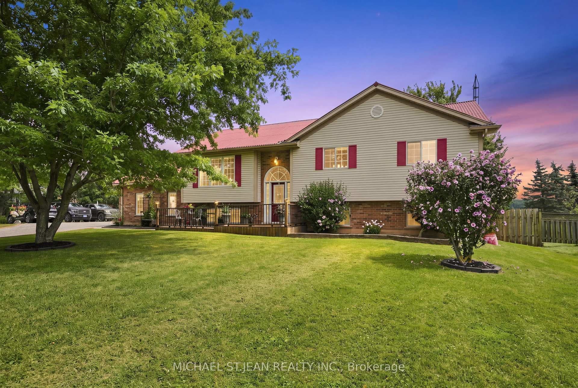 3557 Grimsby Road
