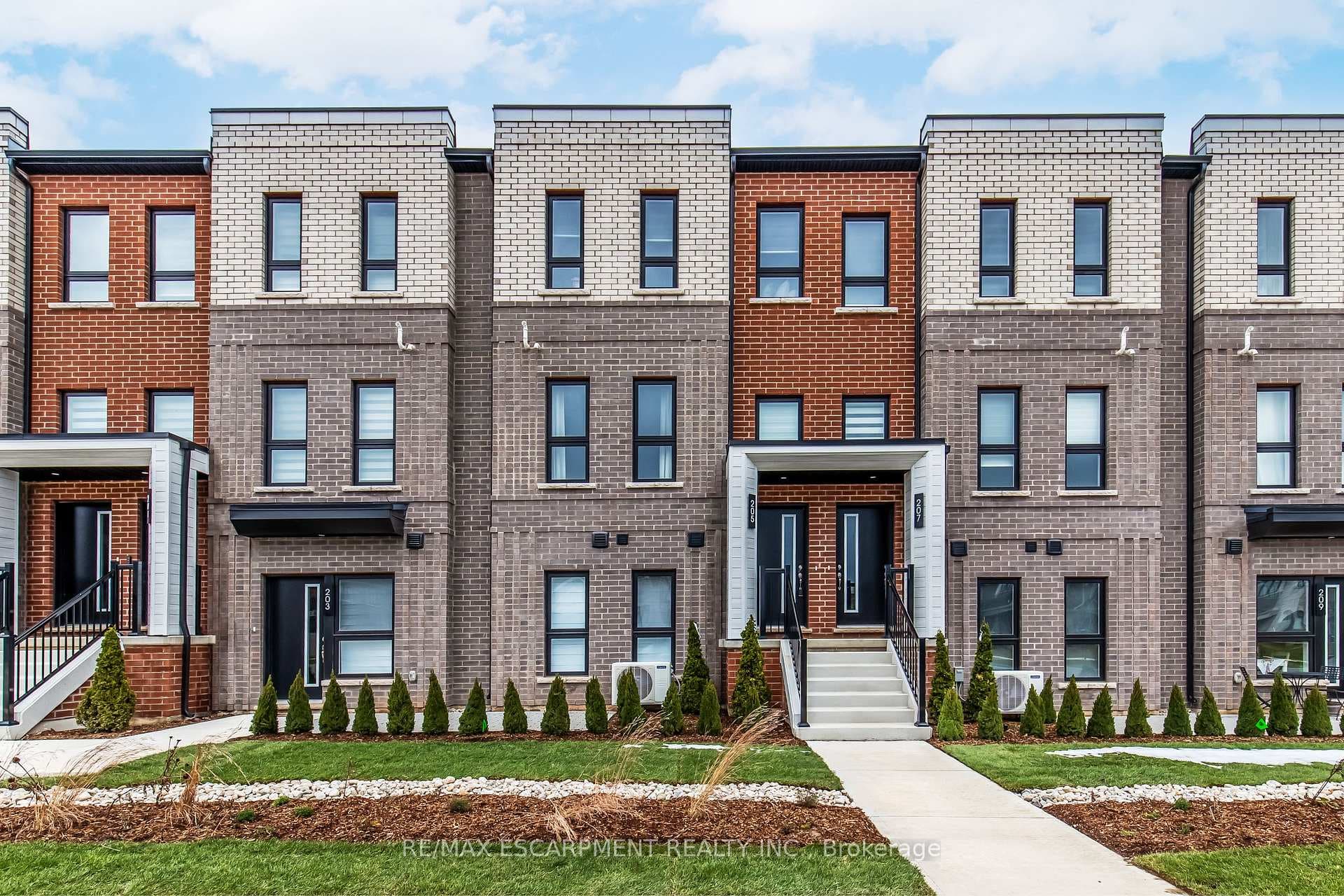 90 Skinner Road Unit 6