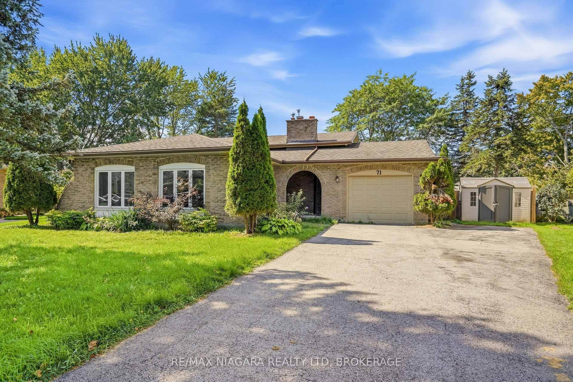 71 Glenayr Place